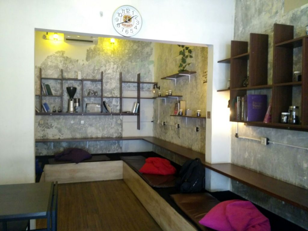 Kognitif coffee & coworking space Insight, Idea, Enlightenment